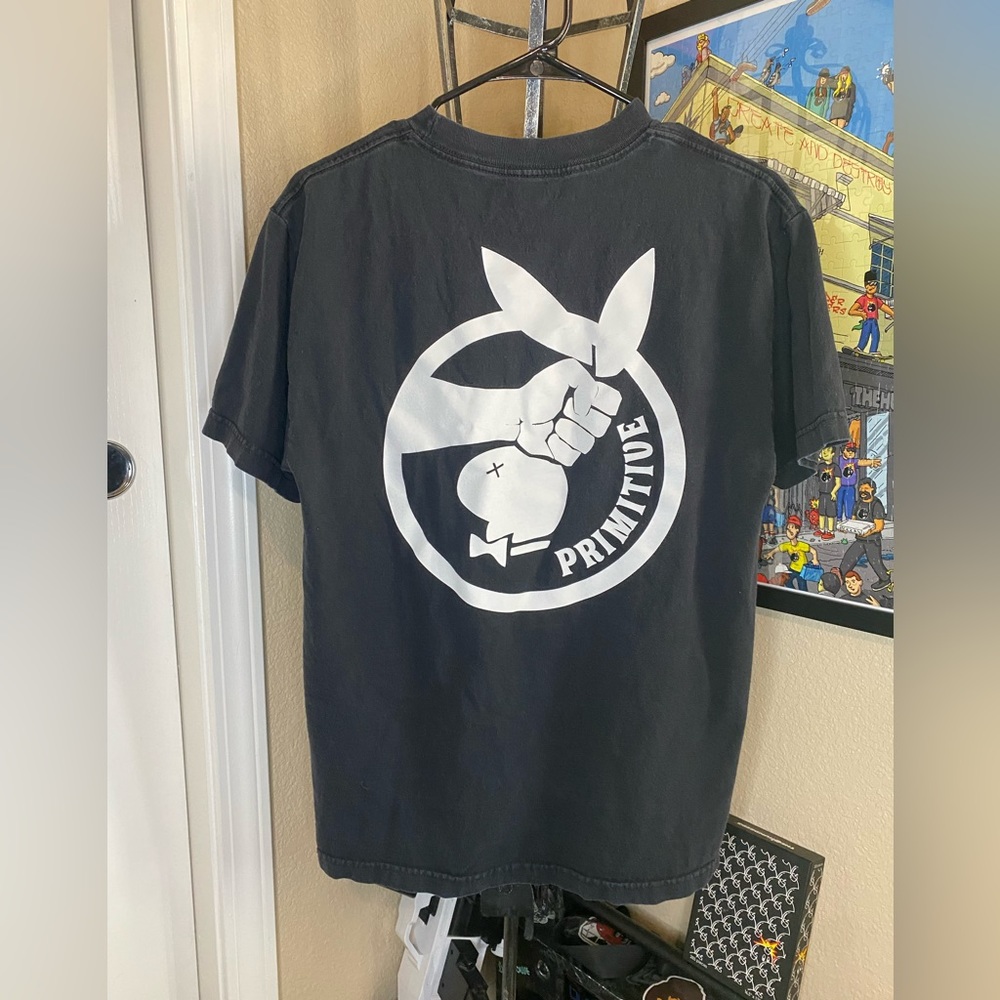 Primitive shirt size M
